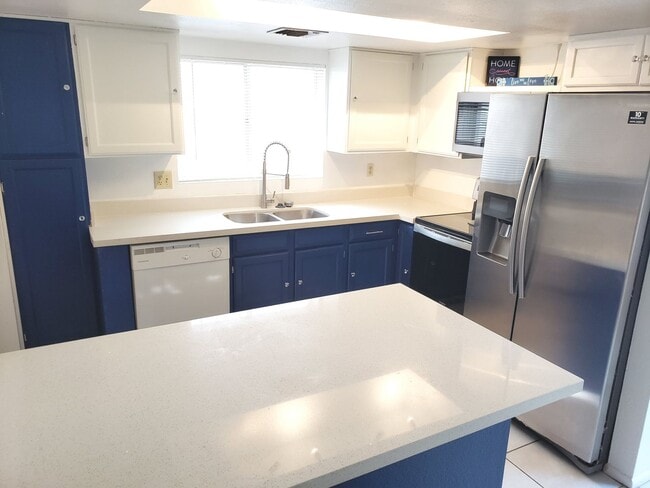 Building Photo - Scottsdale