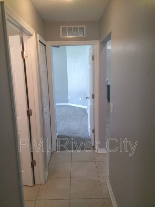Building Photo - 818 Filmore Ln