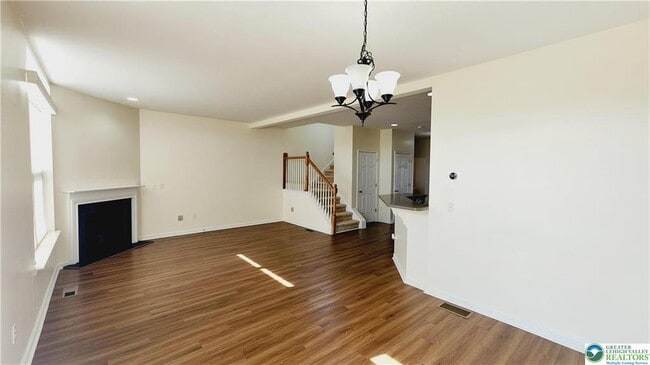 Building Photo - 257 Blue Sage Dr