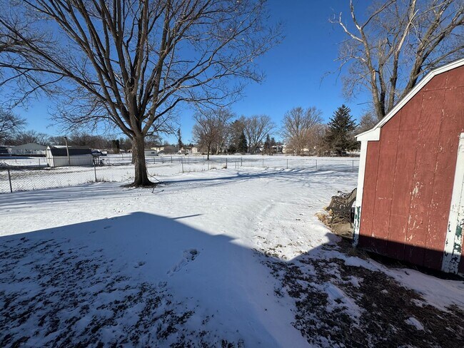 Building Photo - 1 Bed House