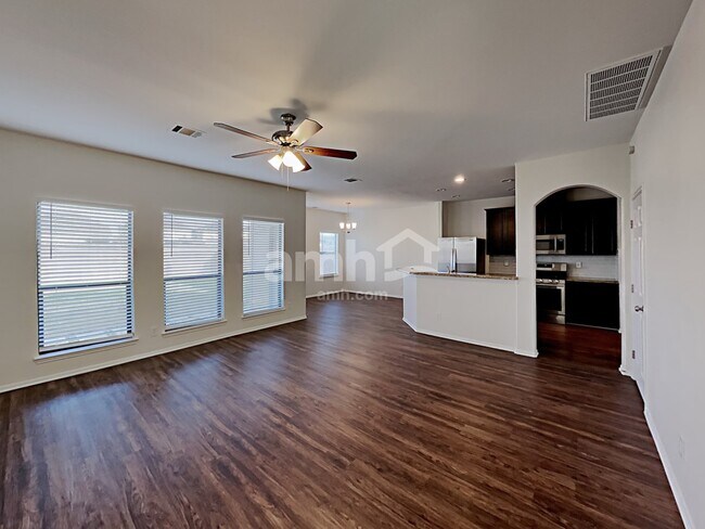 Building Photo - 18226 Amalfi Coast Dr