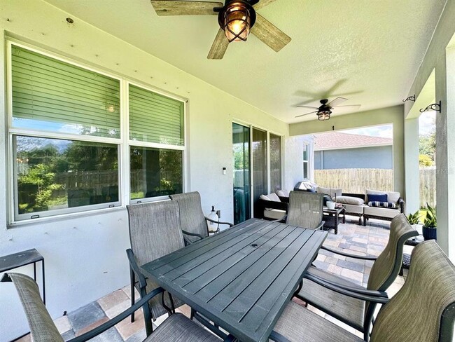 Building Photo - 816 W Adalee St