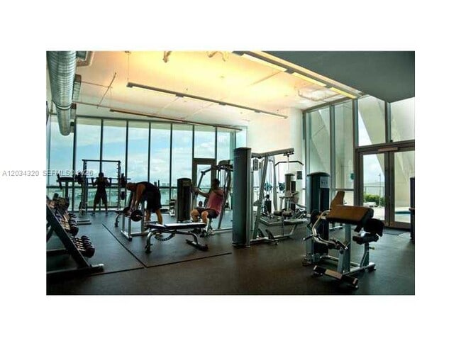 Building Photo - 888 Biscayne Blvd