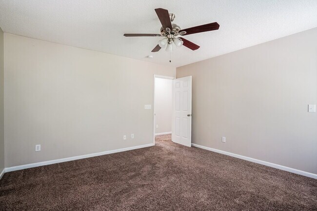 Building Photo - 7333 Brighton Hill Ln