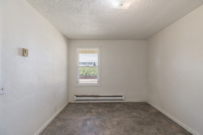 Building Photo - 315 N 17th St