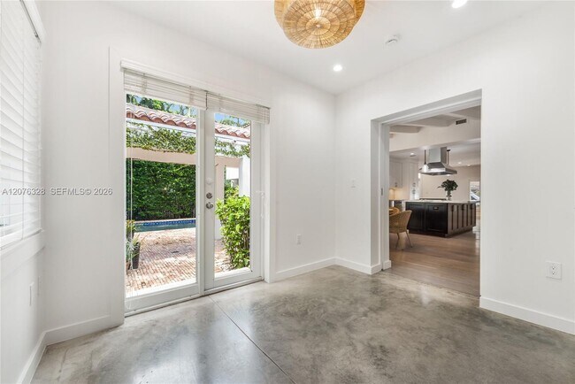 Building Photo - 100 Sarto Ave