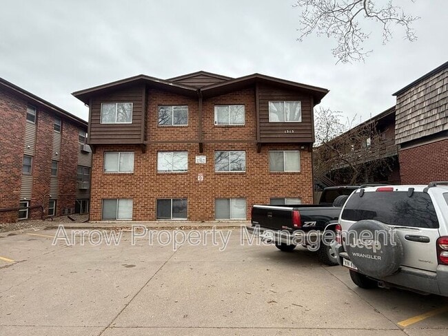 Building Photo - 1315 F St