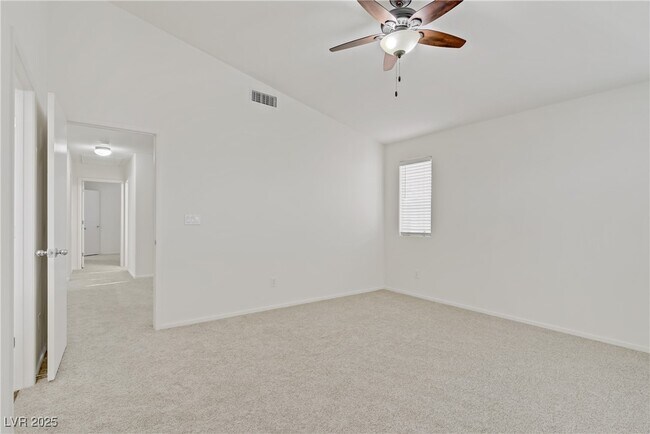 Building Photo - 9535 Stills Way