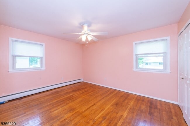 Building Photo - 23 Distler Ave