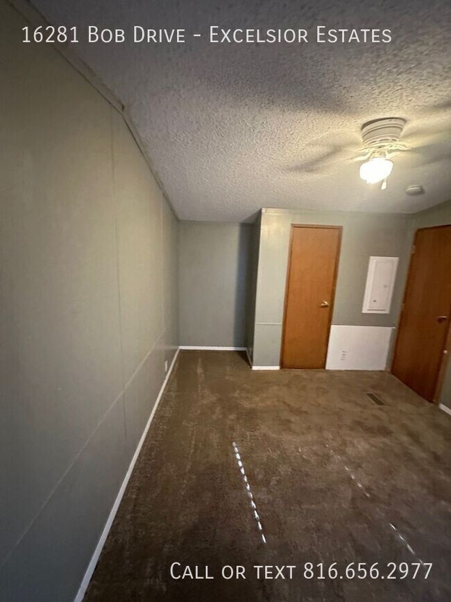 Building Photo - 16281 Bob Dr