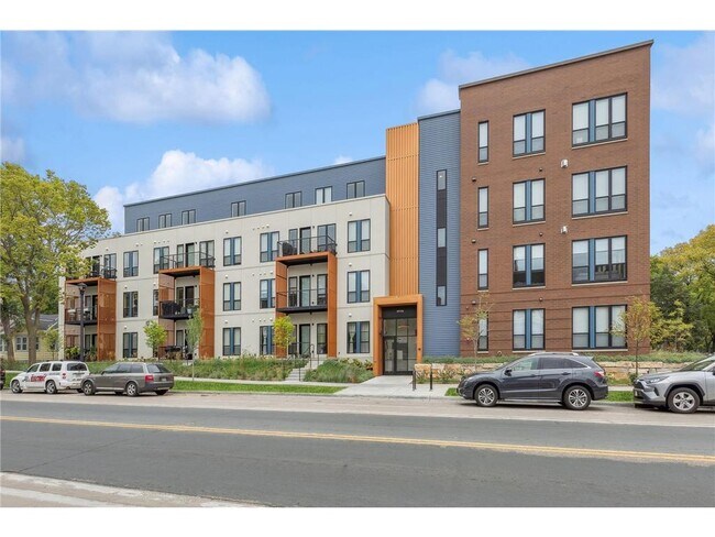 Building Photo - 4745 Minnehaha Ave
