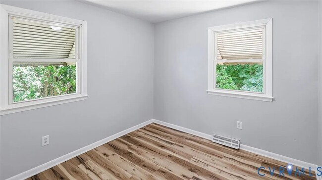 Building Photo - 1810 Owens Ct