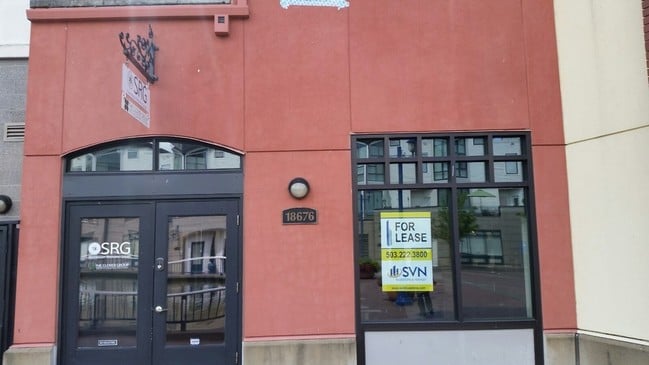 Building Photo - Tualatin Mews