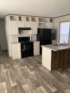 Building Photo - 5820 Arrowhead Dr