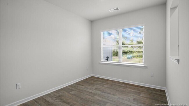 Building Photo - 159 Starlight St