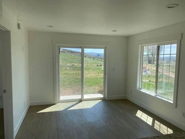 Building Photo - Cruze Ranch