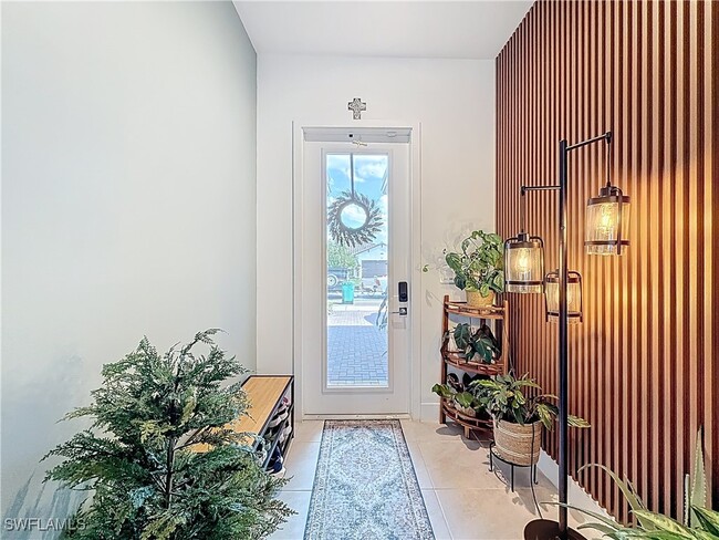 Building Photo - 5277 Lamone Ln