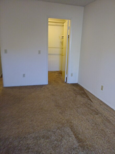 Upstairs 2nd bedroom - 8192 Whitaker St