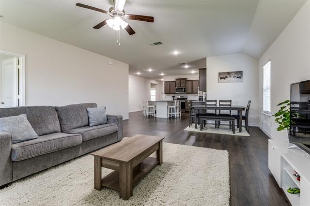 Building Photo - 603 Calm Springs Dr