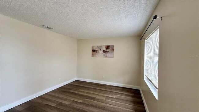 Building Photo - 206 Century Blvd