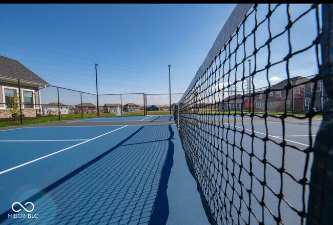 Building Photo - 5817 Flat Hill Dr