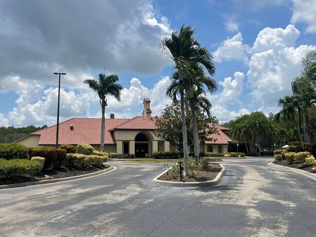 Building Photo - 13076 Cross Creek Ct