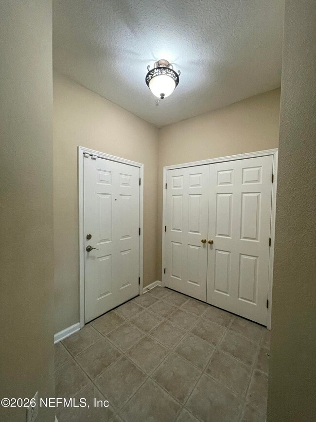 Building Photo - 7801 Point Meadows Dr