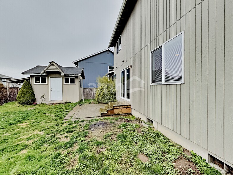 Building Photo - 18710 17th Avenue Ct E