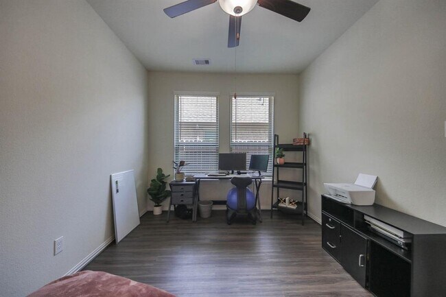 Building Photo - 4643 Sequoia Echo Dr