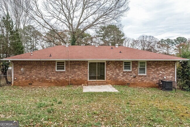 Building Photo - 1909 Argonne Dr