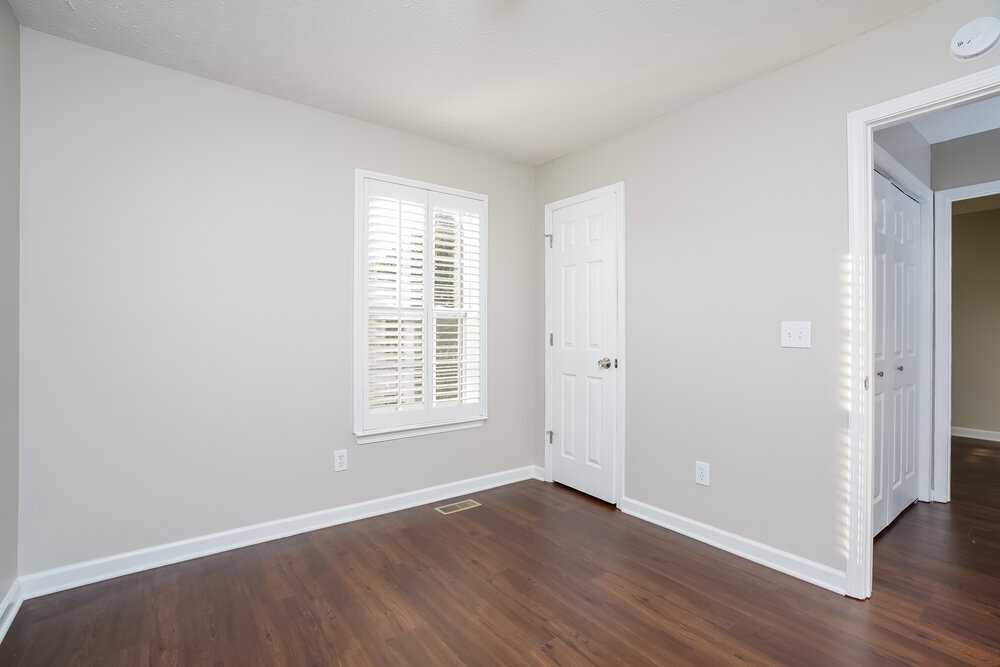 Building Photo - 524 Summit Way