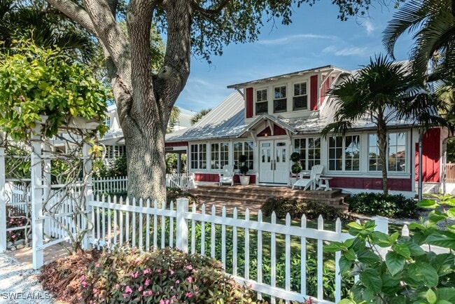 Primary Photo - 245 Broad Ave S