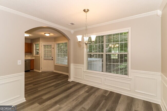 Building Photo - 404 Wood Chase Ln