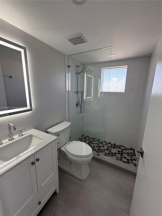 Building Photo - 6767 Collins Ave