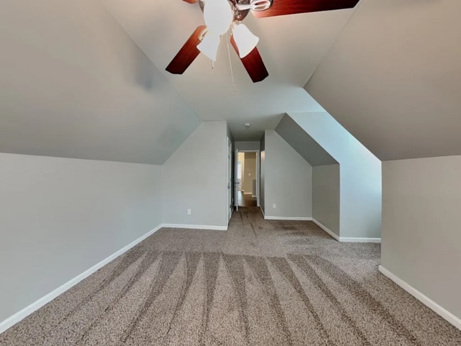 Building Photo - 6333 Willowdell Dr