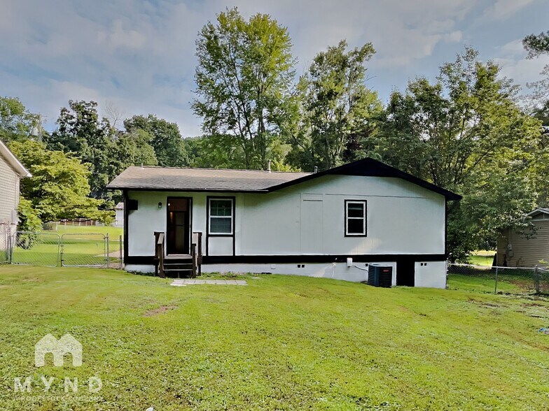 Building Photo - 5959 Shane Cir