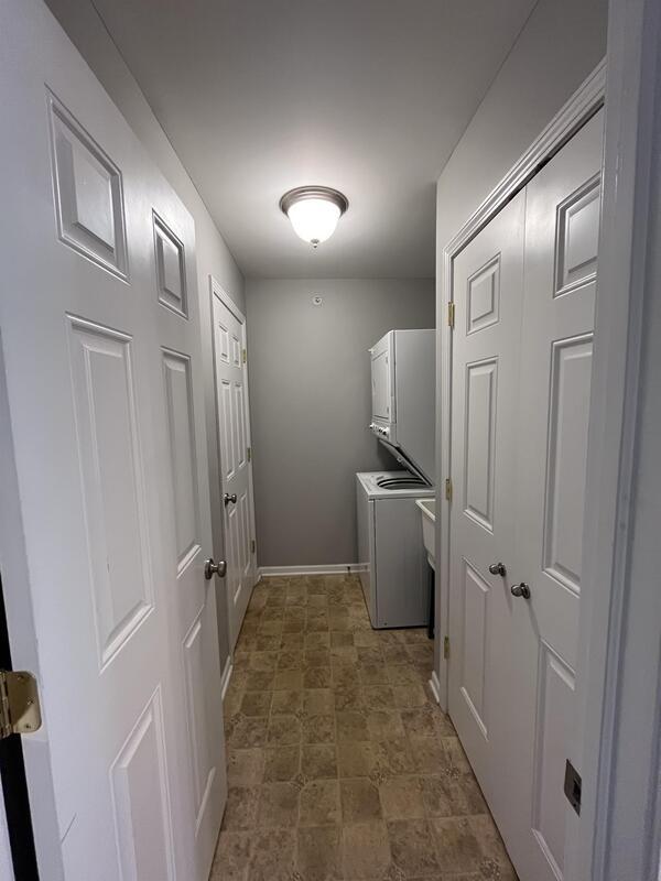 Building Photo - 13065 Turnberry