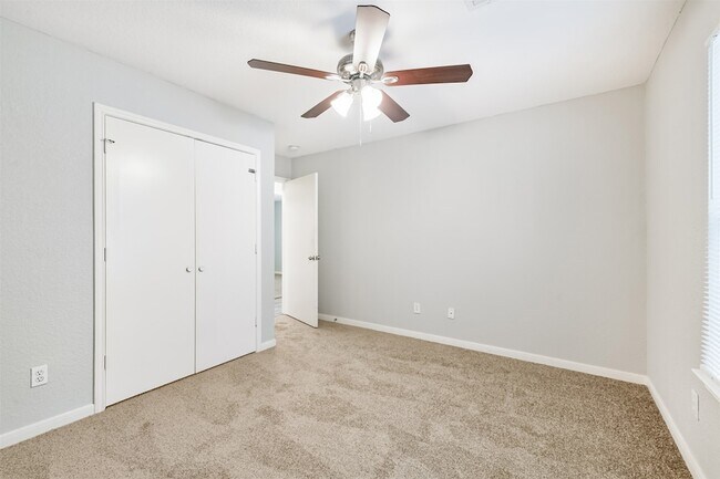 Building Photo - 617 Avenue I