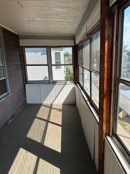 Building Photo - 398 East St