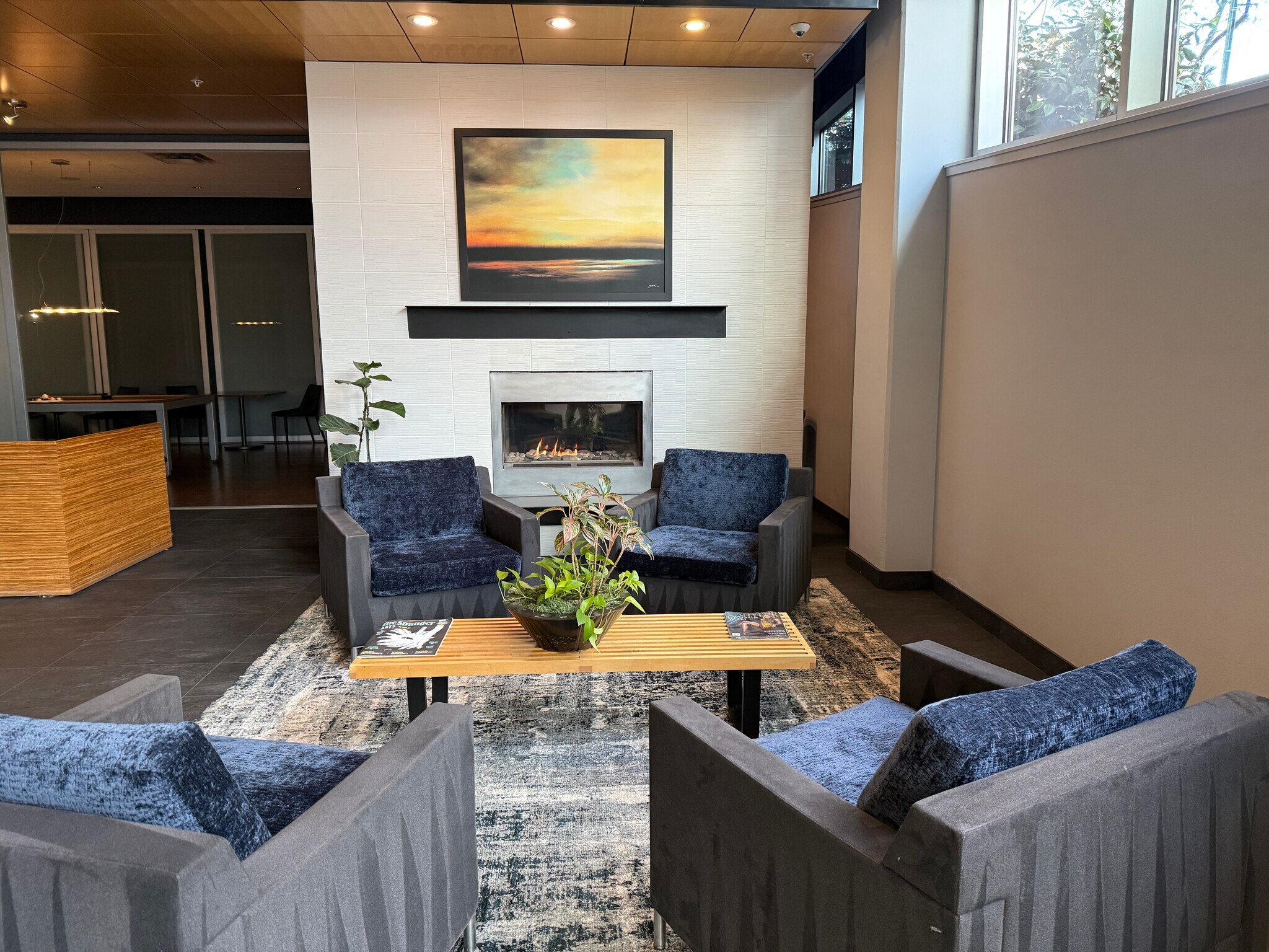 Building Photo - 3104 Western Ave