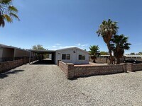 Building Photo - Two Bedroom Double Wide in the Fortuna Foothills!