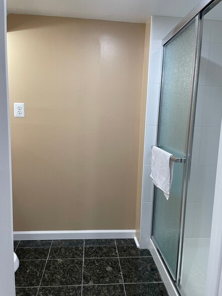 Building Photo - 2619 McKean St