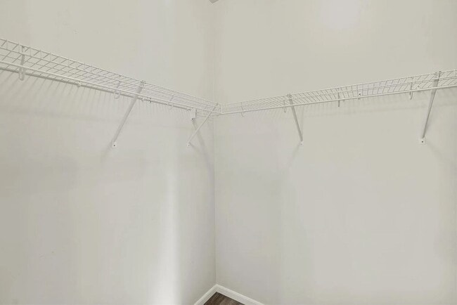 Building Photo - Charming 3-Bedroom, 2-Bathroom Home in Huntington Meadows