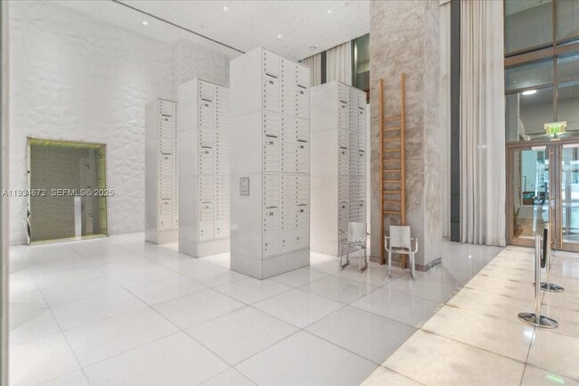 Building Photo - 1300 S Miami Ave