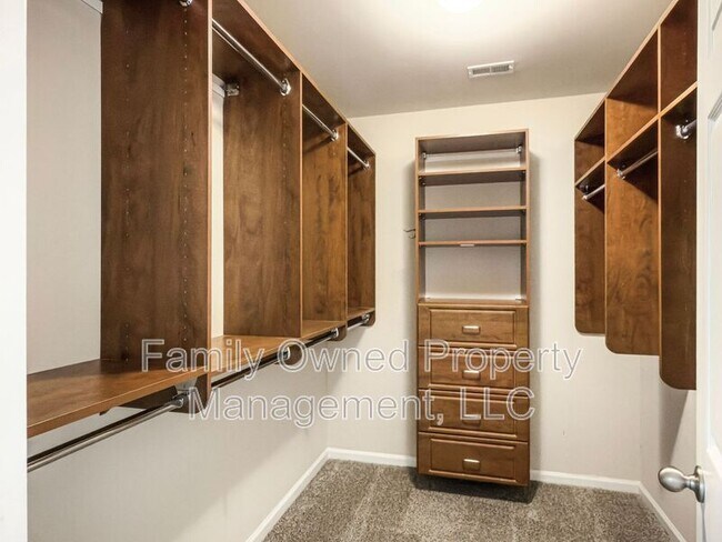 Building Photo - 1201 Wild Goose Trail