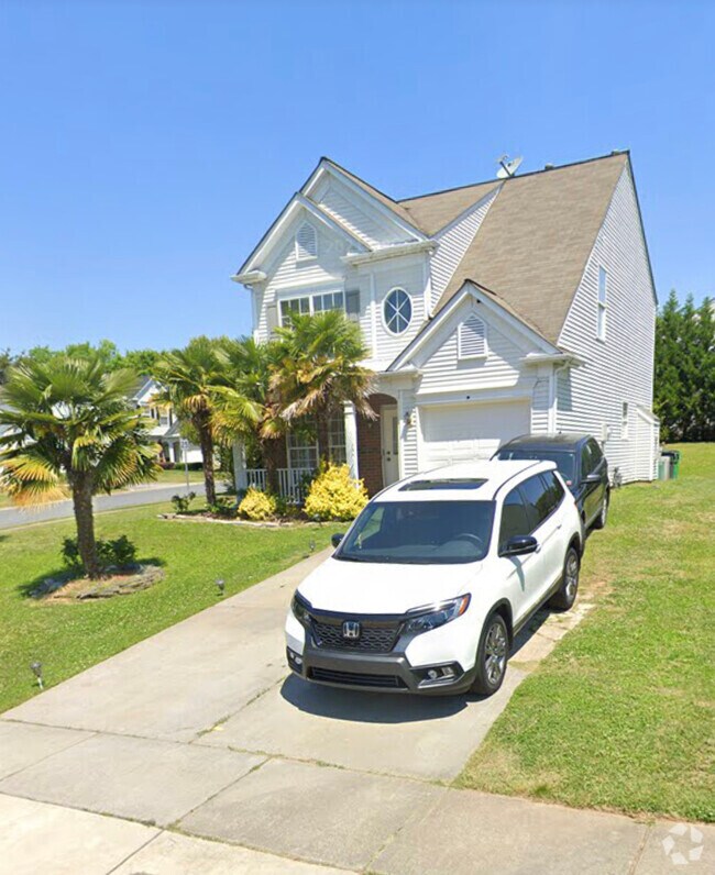 Building Photo - 2501 Wingdale Dr