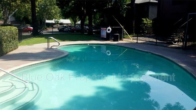 Building Photo - 1114 Nord Ave