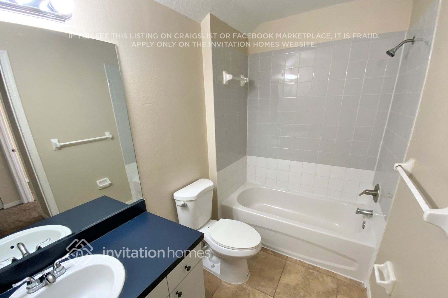 Building Photo - 1318 Casa Bonita Ave