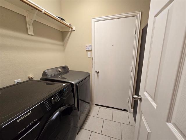 Building Photo - 687 Morgan Dr