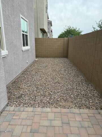 Building Photo - 1123 E Newland Dr